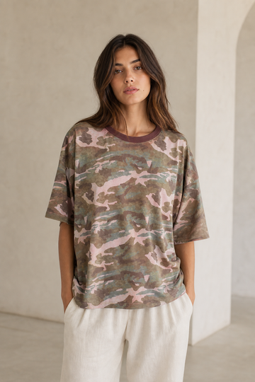 T-shirt Oversize con Stampa Camouflage