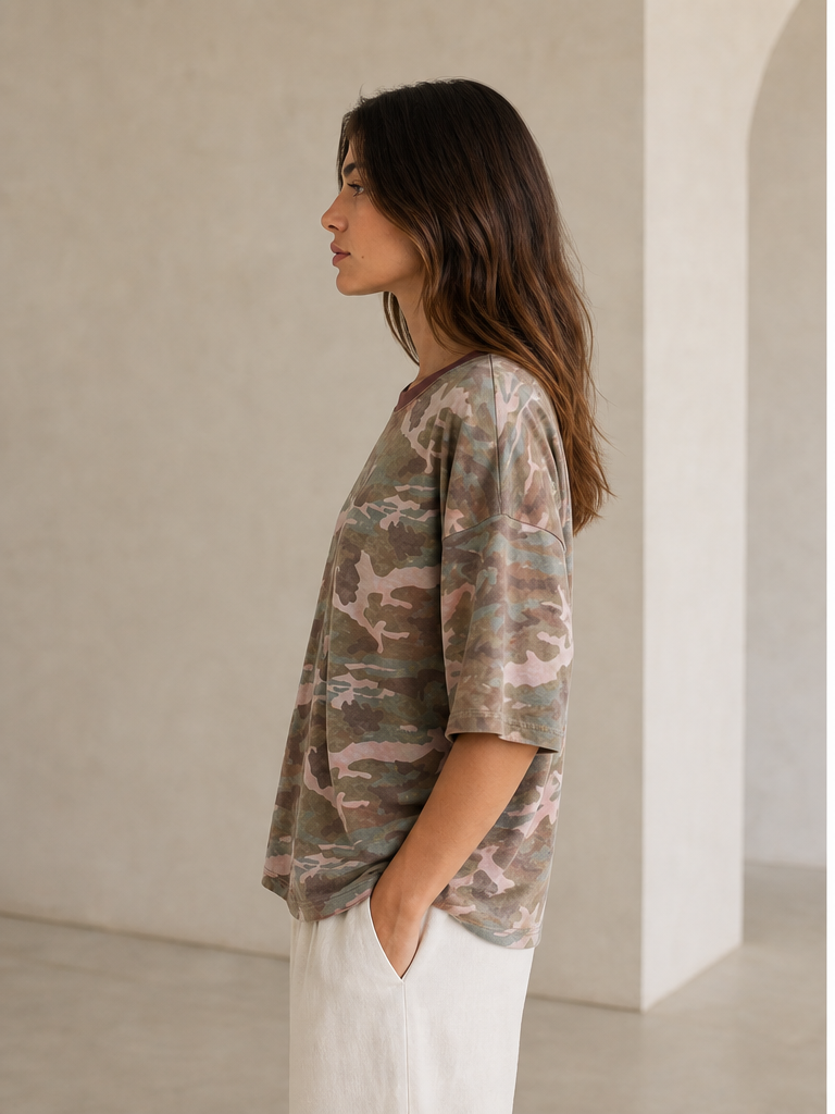 T-shirt Oversize con Stampa Camouflage