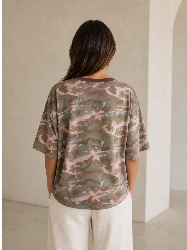 T-shirt Oversize con Stampa Camouflage