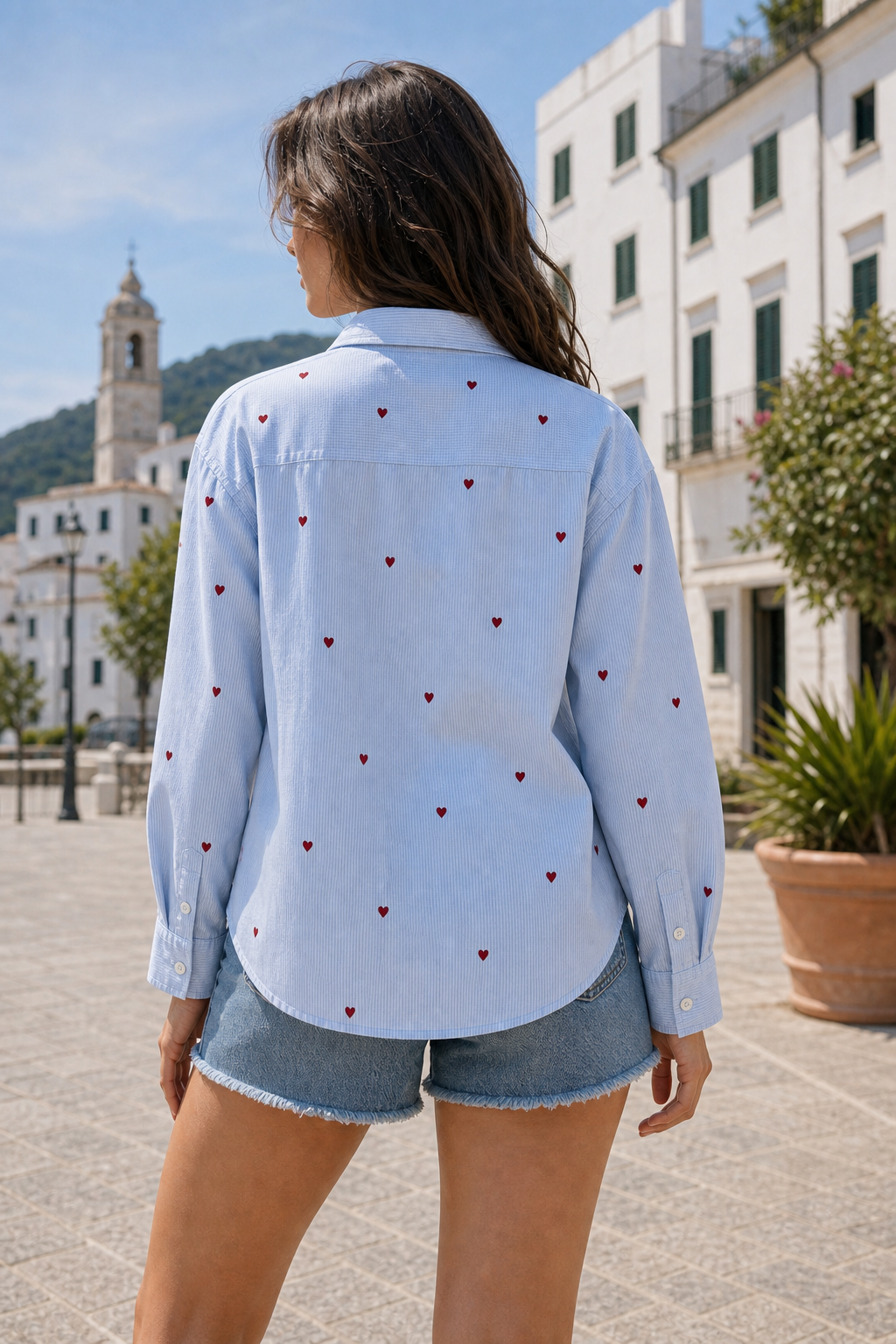 Camicia con Cravatta e Stampa Cuori