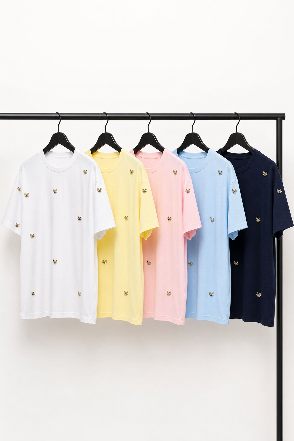 T-shirt Oversize con Applicazioni Gioiello