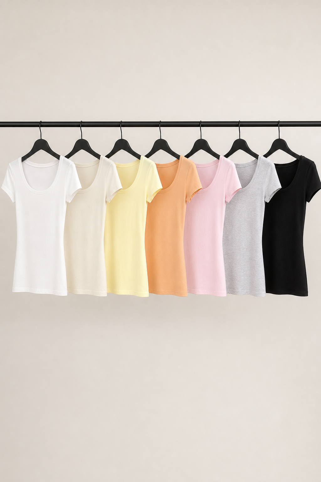 T-shirt Essential Slim con Scollo Ampio