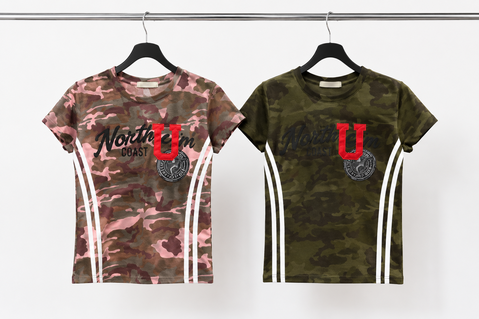 T-shirt Slim con Stampa Camouflage e Dettaglio Frontale