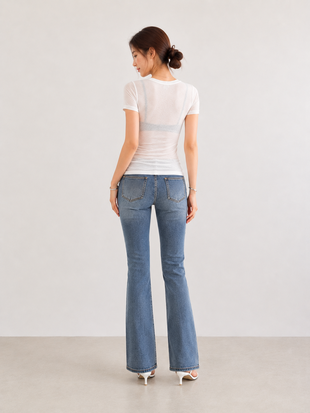 T-shirt Leggera Semi Trasparente