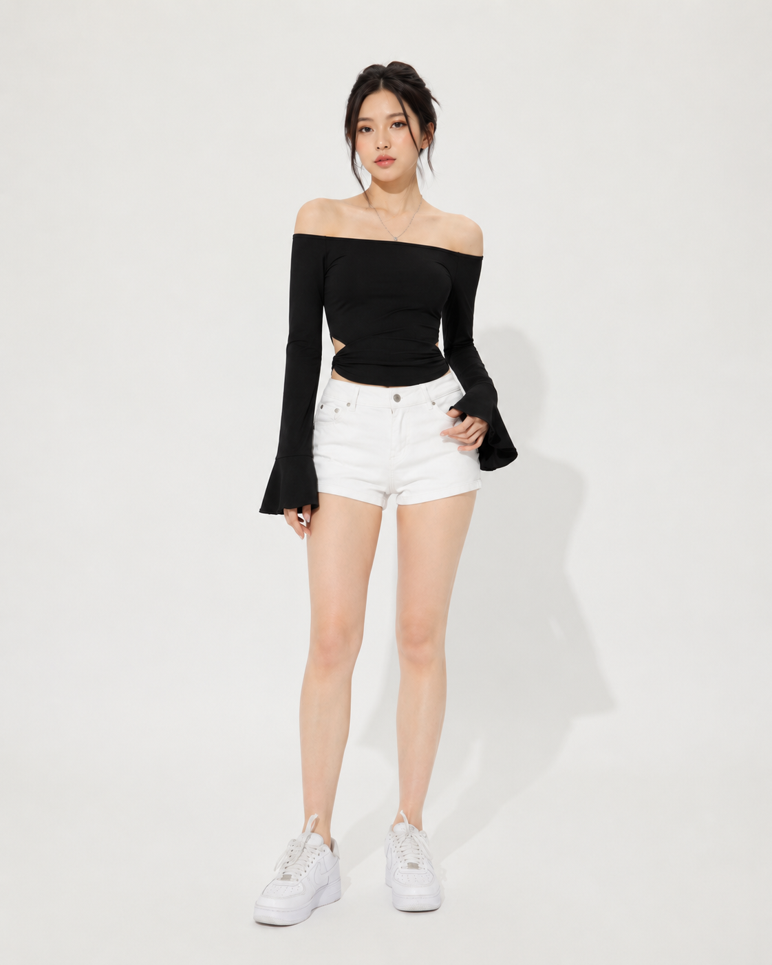 Shorts a Vita Alta con Risvolto