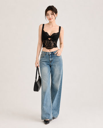 Top Corsetto in Pizzo Nero con Coppe e Fiocco