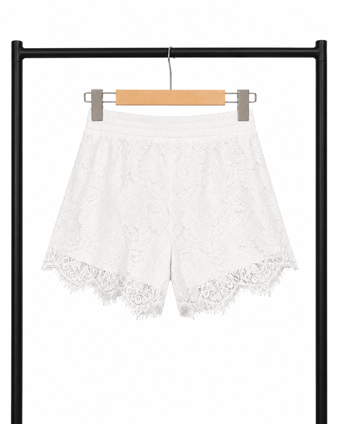 Shorts Donna in Pizzo Bianco con Vita Elasticizzata