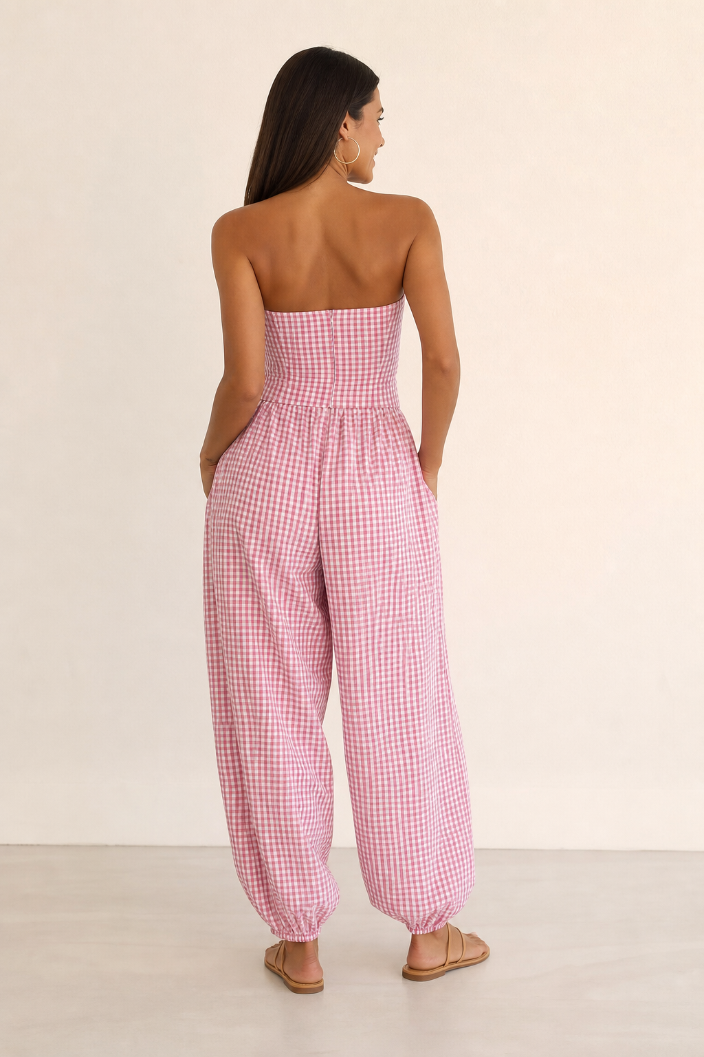 Completo a Quadretti con Top Bustier e Pantalone Morbido