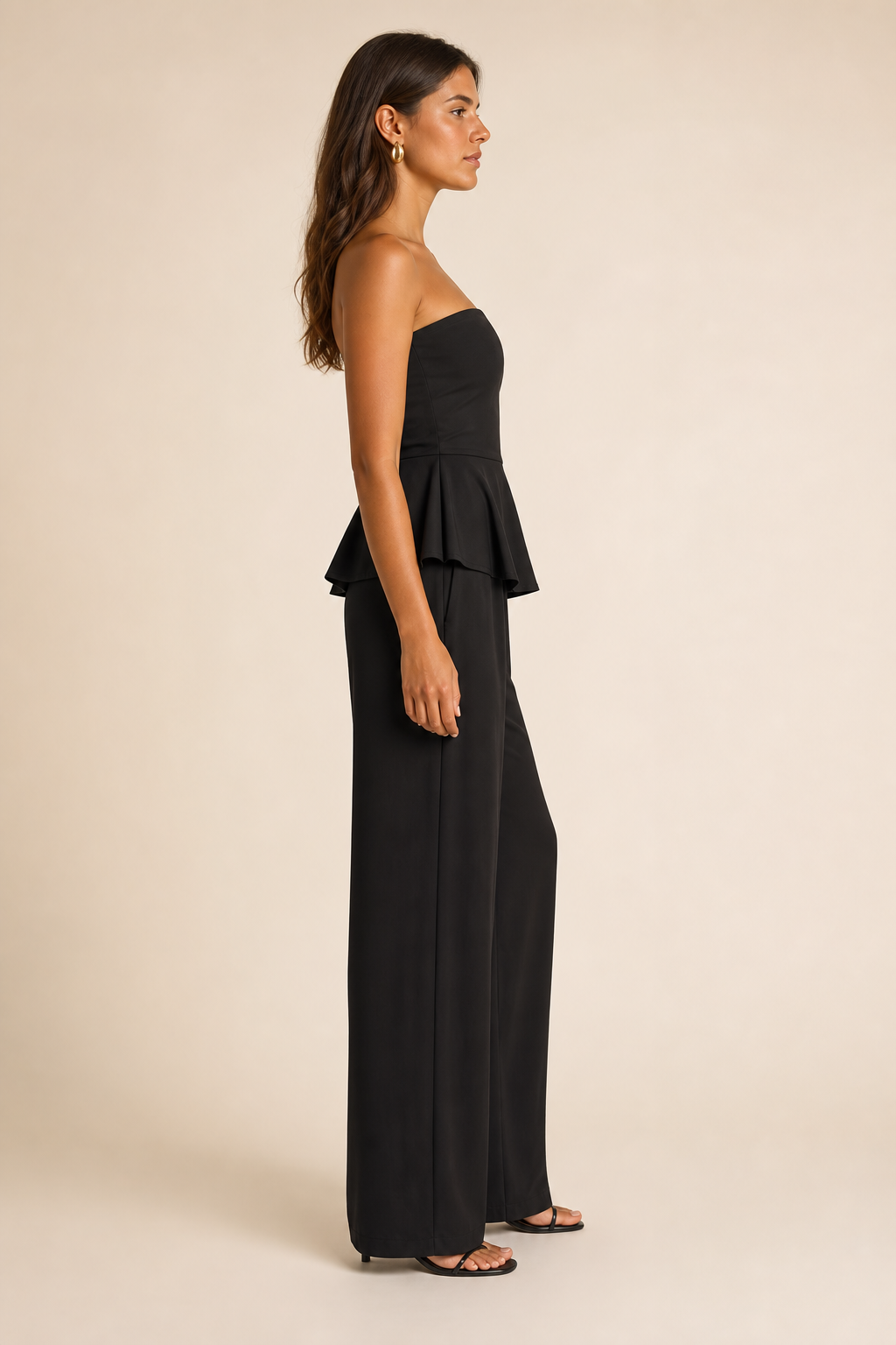 Completo Elegante con Top Peplum e Pantalone Palazzo